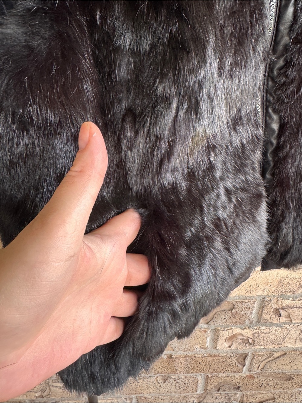 Vintage Reversible Black Rabbit Fur Vest Quilted Zip Front Women’s Size L - Picture 4 of 13